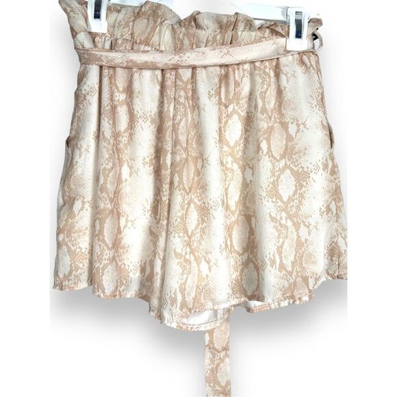 Altar’d State Paper-bag PythonShorts L - Picture 4 of 5